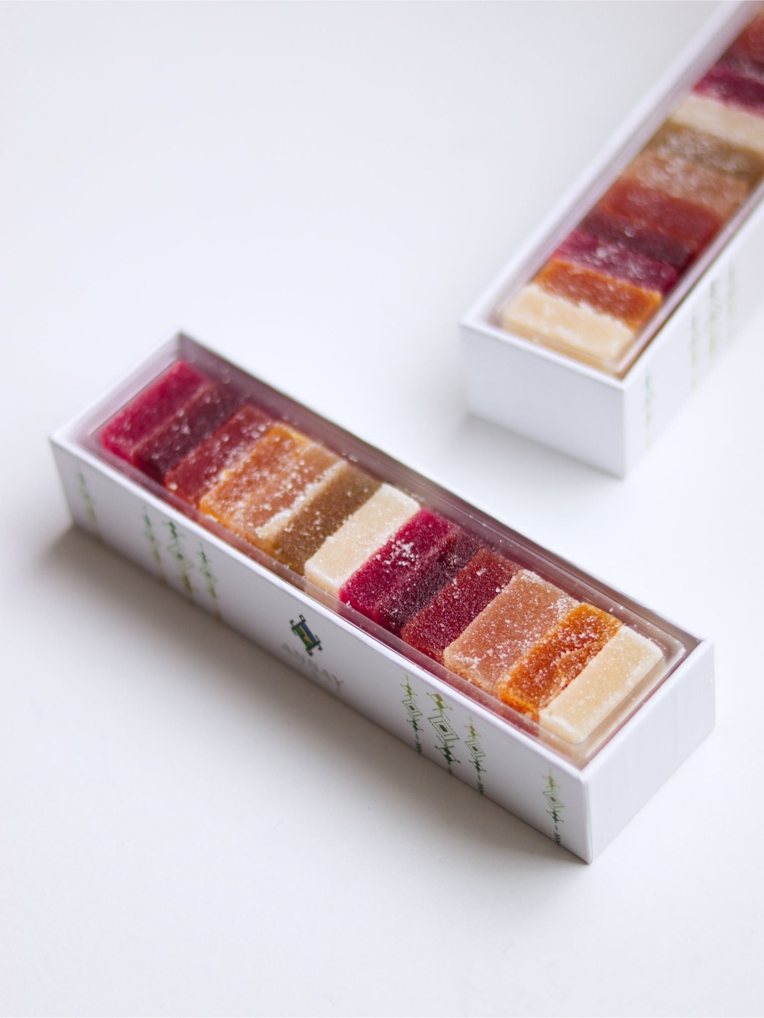 Deux coffrets de pâtes de fruits Ansay